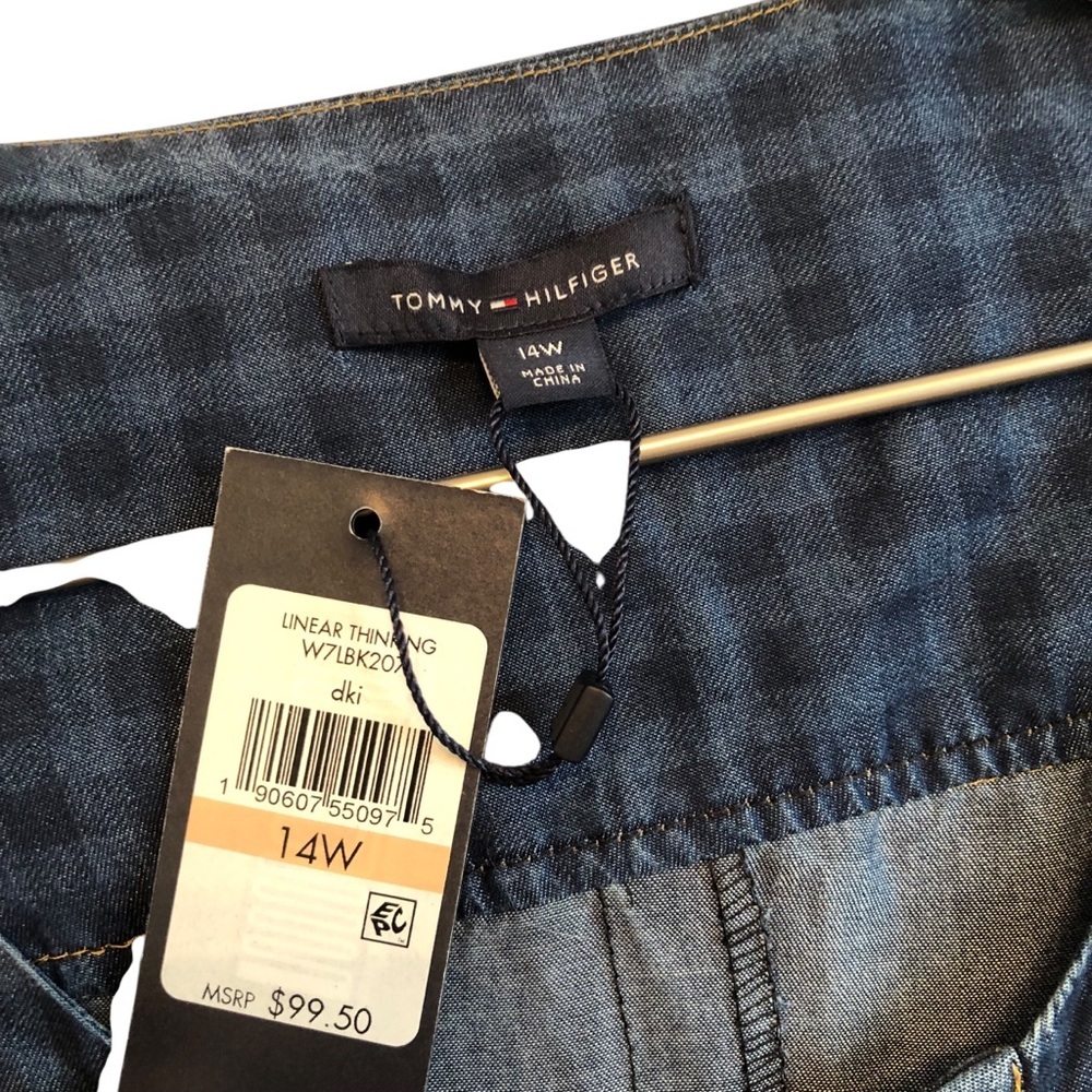 Tommy Hilfiger Linear Thinking Denim Shift Dress NWT - Picture 2 of 8